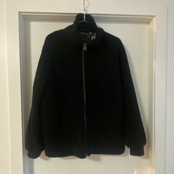 PGD (Plenty) Fluffy Jacket - Picture 2 of 3
